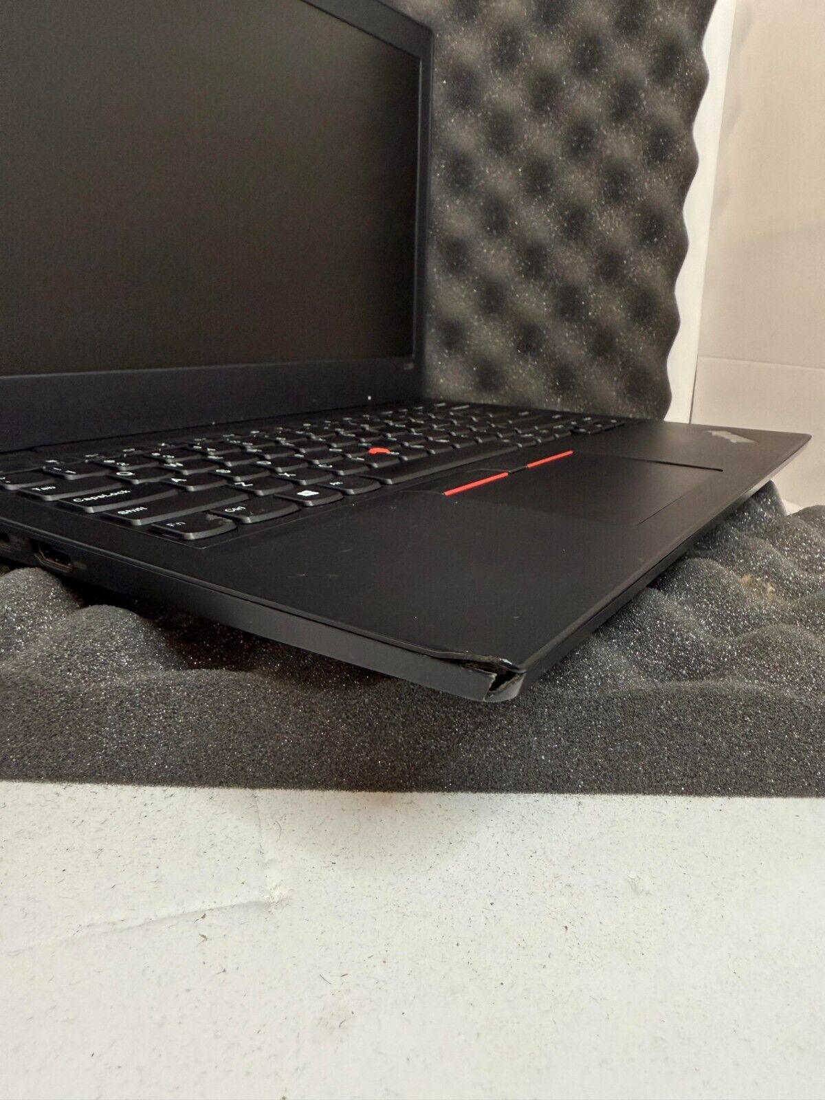 Lenovo laptop ThinkPad L390 13.3" i5-8265U 1.6GHz 16GB RAM 512GB NVME WIN 11 pro