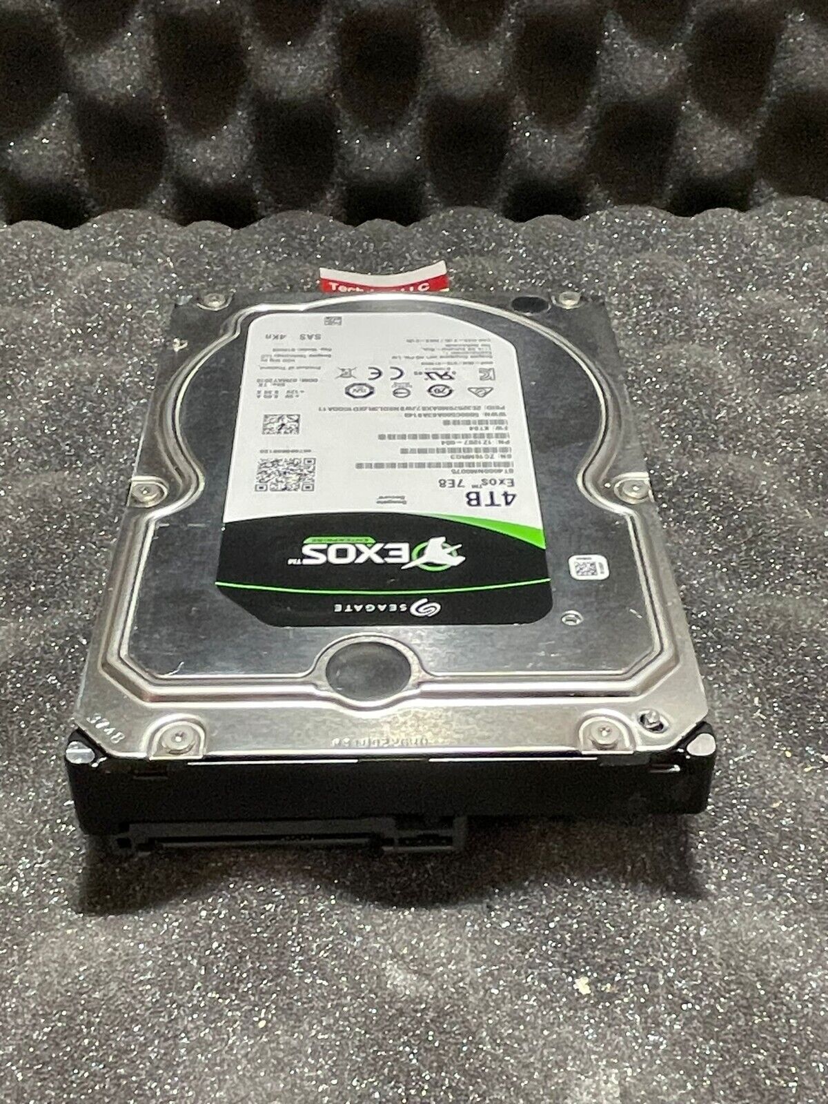 Seagate EXOS ST4000NM0075 SAS 4TB 3.5 Drive P/N: KT04 hard drive HDD