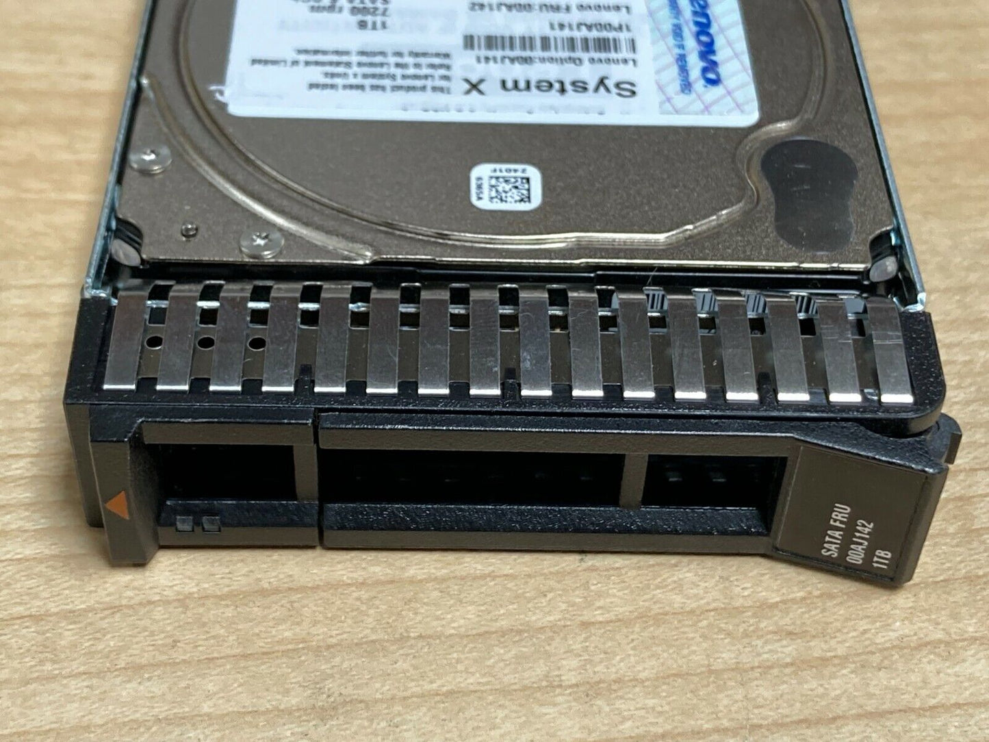 IBM LENOVO 1TB 7.2K 2.5" 6GB SATA SFF HotSwap 00AJ142 00AJ141 00AJ145 Hard drive