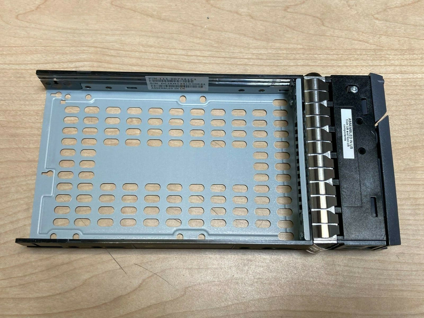 Lot of 10 NetApp 3.5" HD Hard Disk Drive Bay Caddy Tray 111-00734+C1
