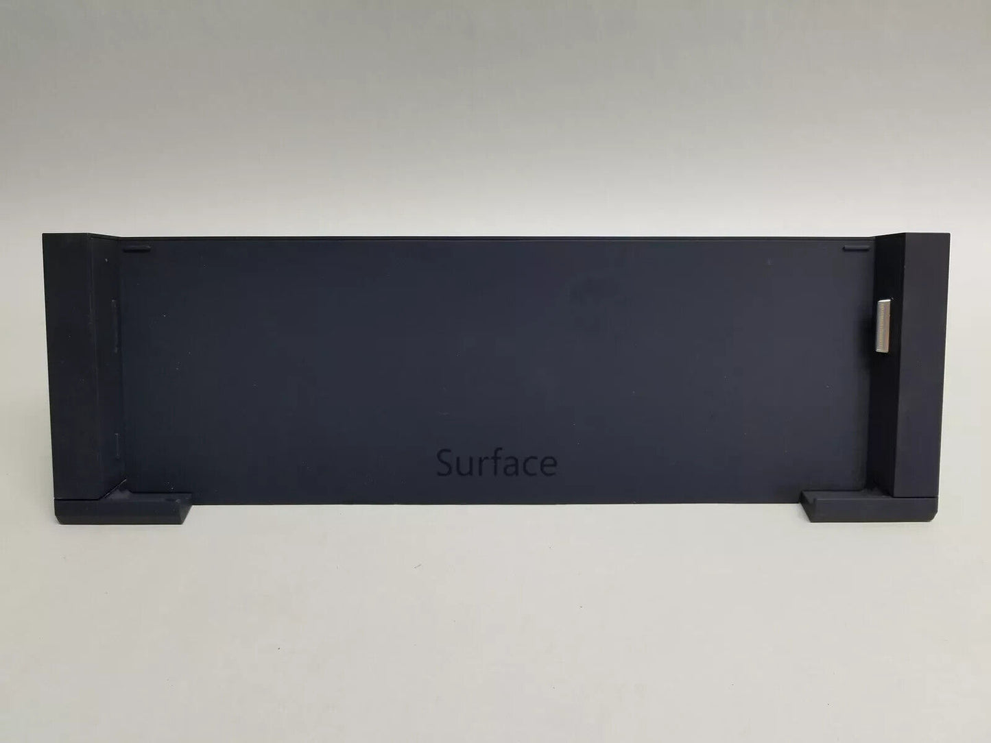 Microsoft Surface Pro 3 12.3" QHD 4GB 64GB WIN 10 pro Type Cover Keyboard DOCK