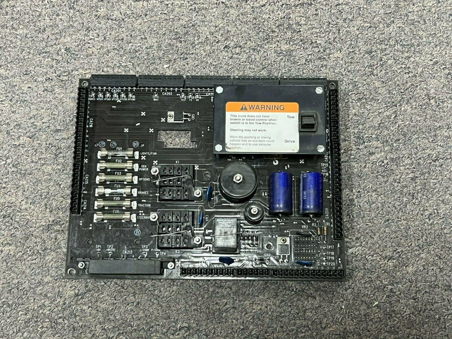 CROWN 126972 CONTROLLER DISTRIBUTION BOARD sold for parts easy fix