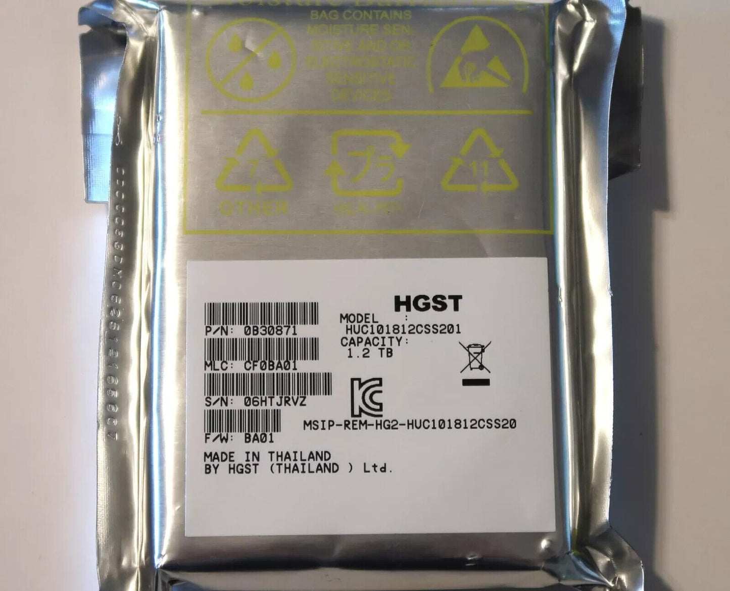 Hitachi HUC101812CSS201 0B30871 2.5" 1.2TB SAS 12Gb/s 512n barely used working