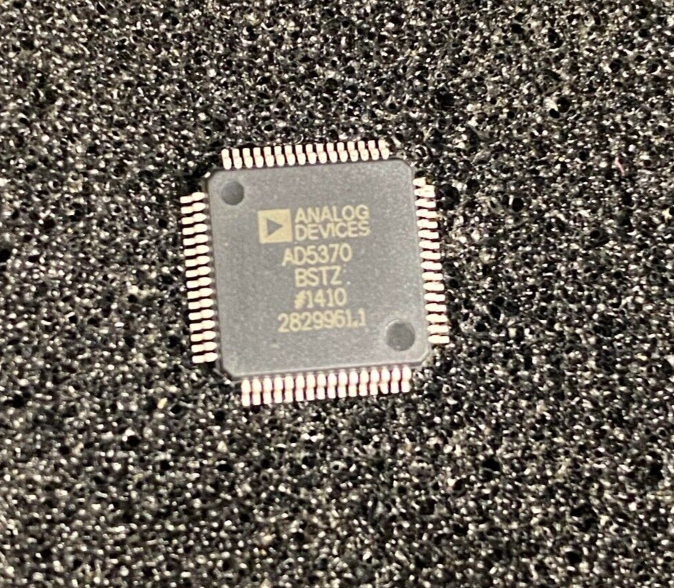 AD5370BSTZ ANALOG DEVICES DAC 40-CH Resistor-String 16-bit LQFP64 .. [ 1 pcs ]