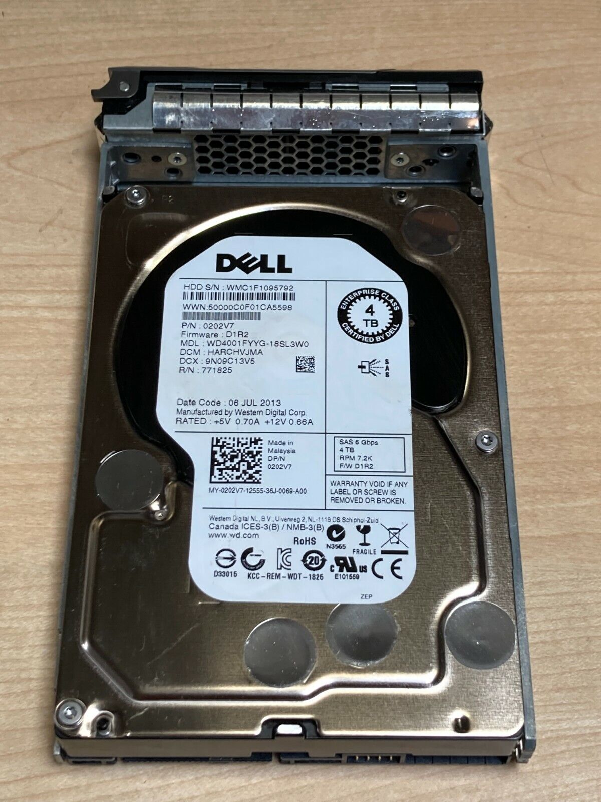 202V7 DELL 0202V7 4TB 7.2K 6Gbps SAS LFF R710 R310 T620 R320 R510 R410 R420
