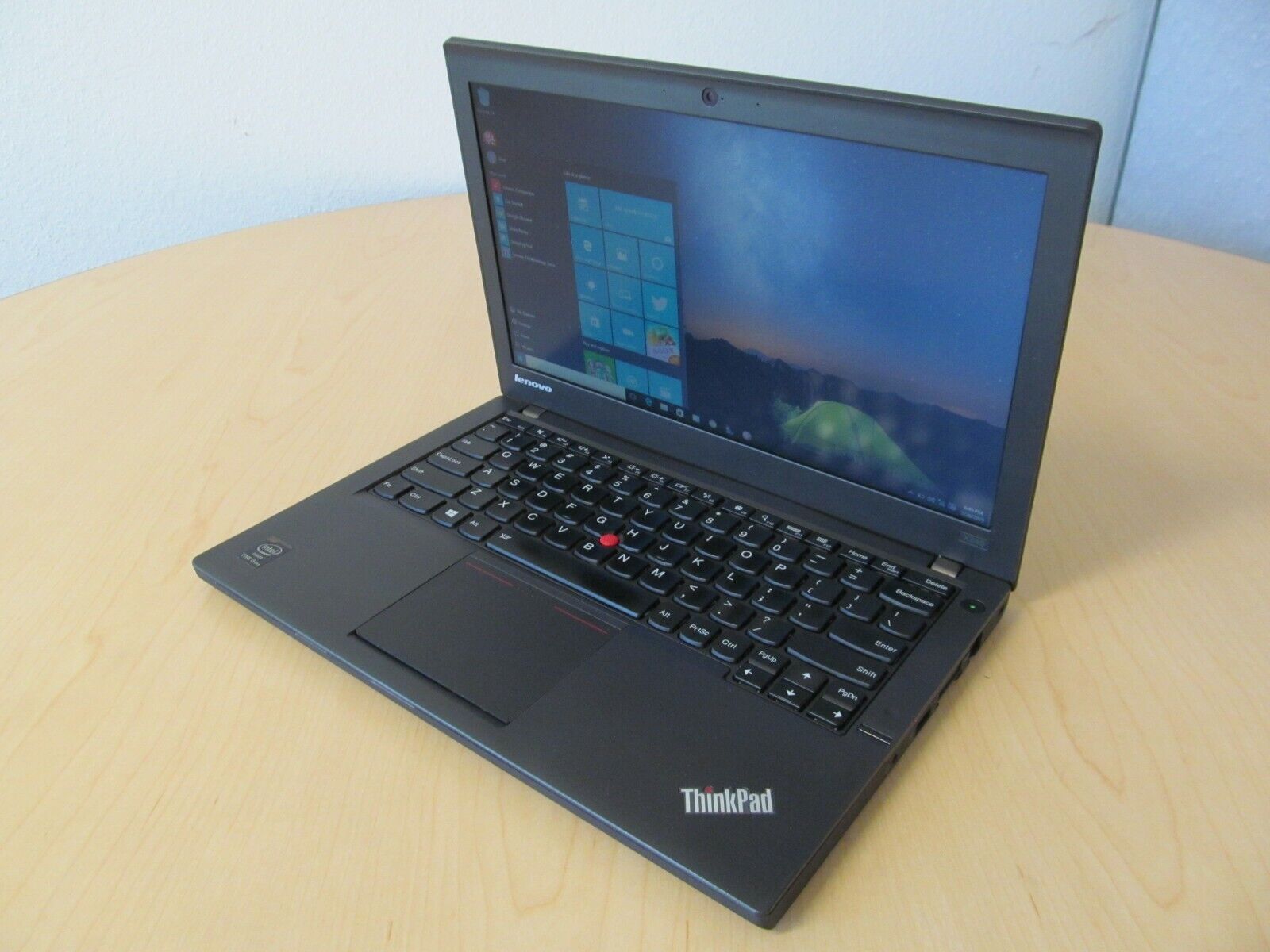 Lenovo ThinkPad X240 Intel i5-4300U 1.90GHz 8GB 128GB SSD 12.5" Webcam Win 10