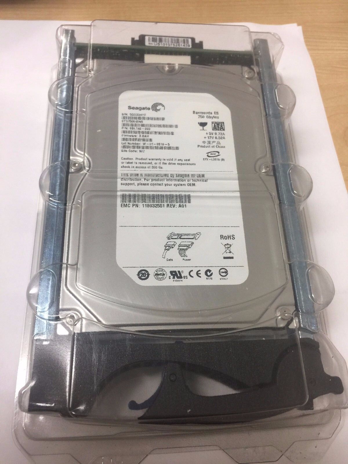 EMC 9BL148-090 750GB, 7200RPM, 512BPS 3Gb SATA with tray ST3750640ns NEW