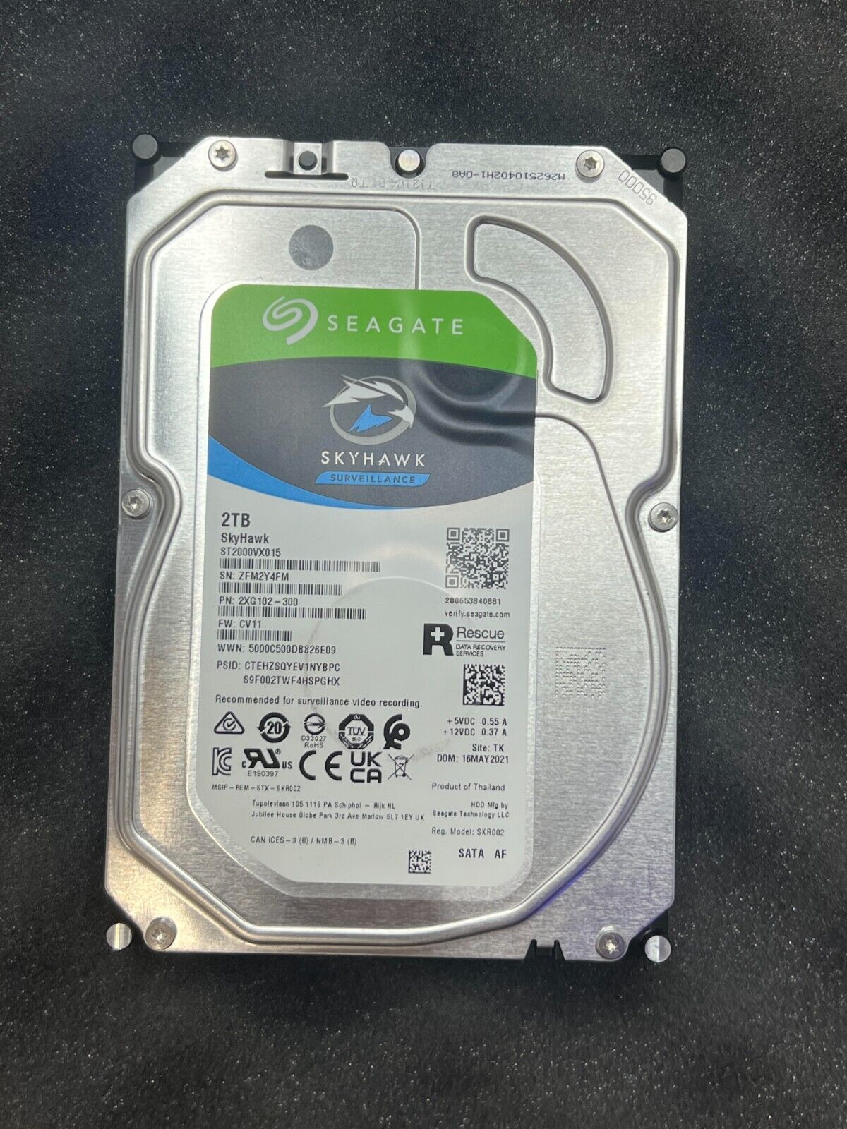 Seagate ST2000VX015 SkyHawk Surveillance HDD - Hard drive - 2 TB - SATA 6Gb/s-