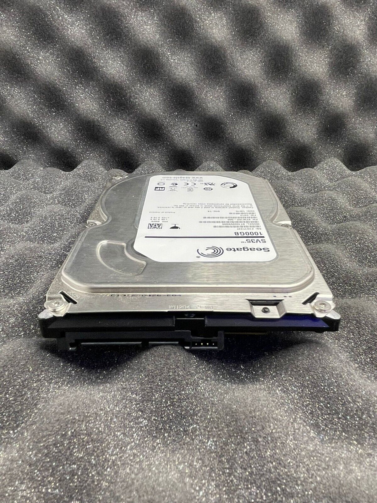 Seagate sv35 ST1000VX000 1TB 7200 RPM 64MB Cache SATA 6.0Gb/s 3.5" Surveillance