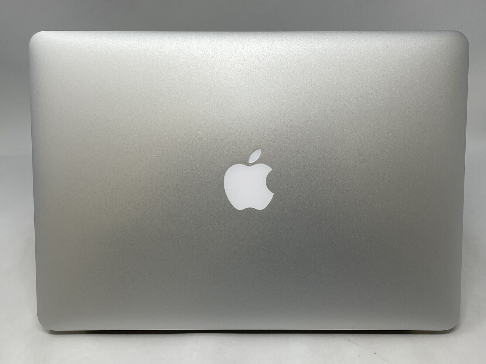 MacBook Air 13 Mid 2013 1.3 GHz Intel Core i5 8GB 256GB SSD Big Sur