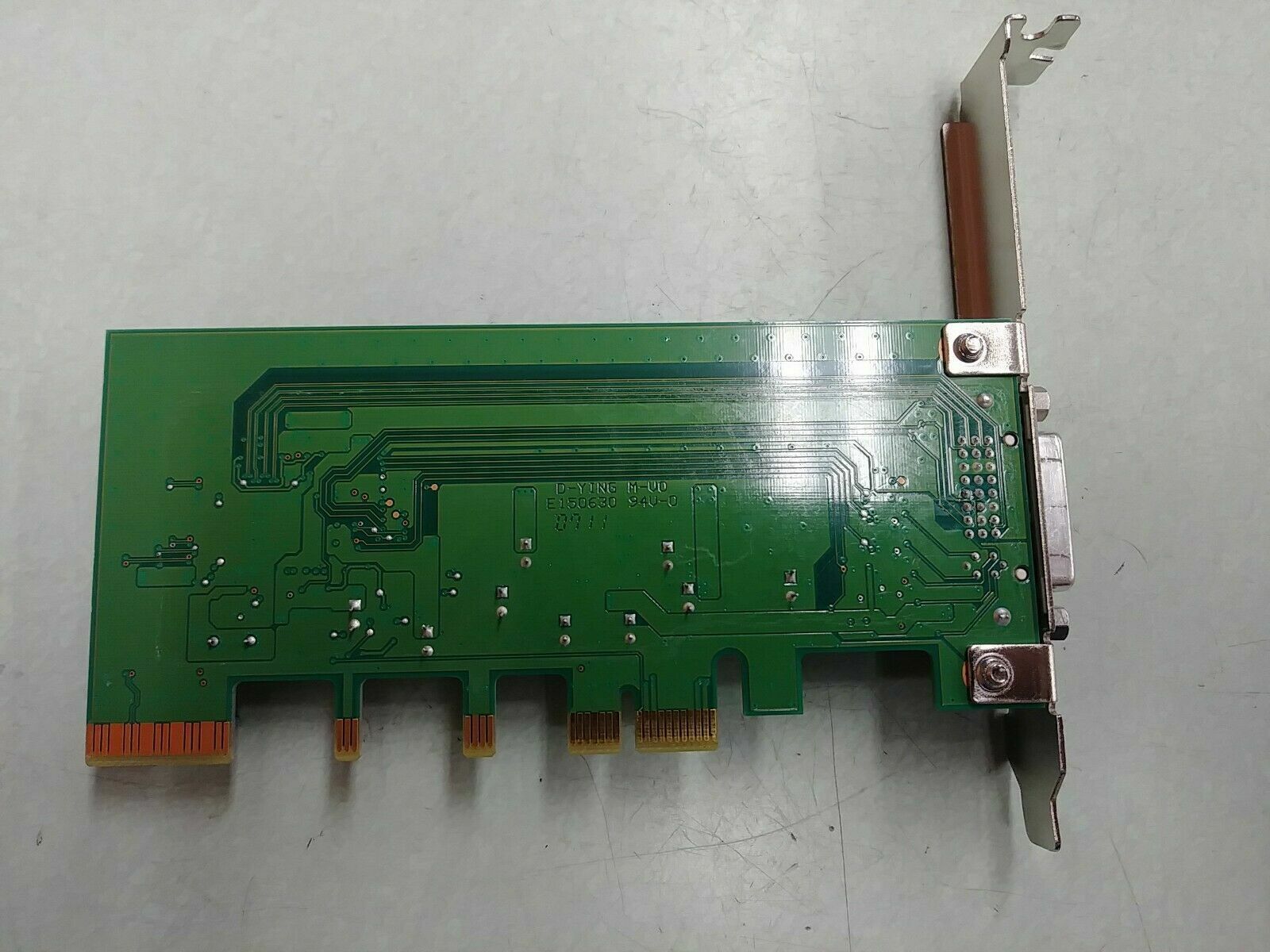 IBM Lenovo ThinkCentre DVI-I PCI-e Video Adapter Card 39J9334