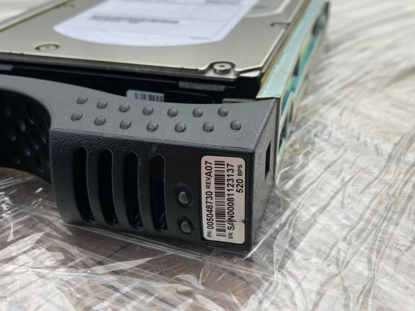 Seagate Cheetah ST3146855FCV 146GB 15K.5 3.5" Hard Drive Fiber 520 BPS 005048730