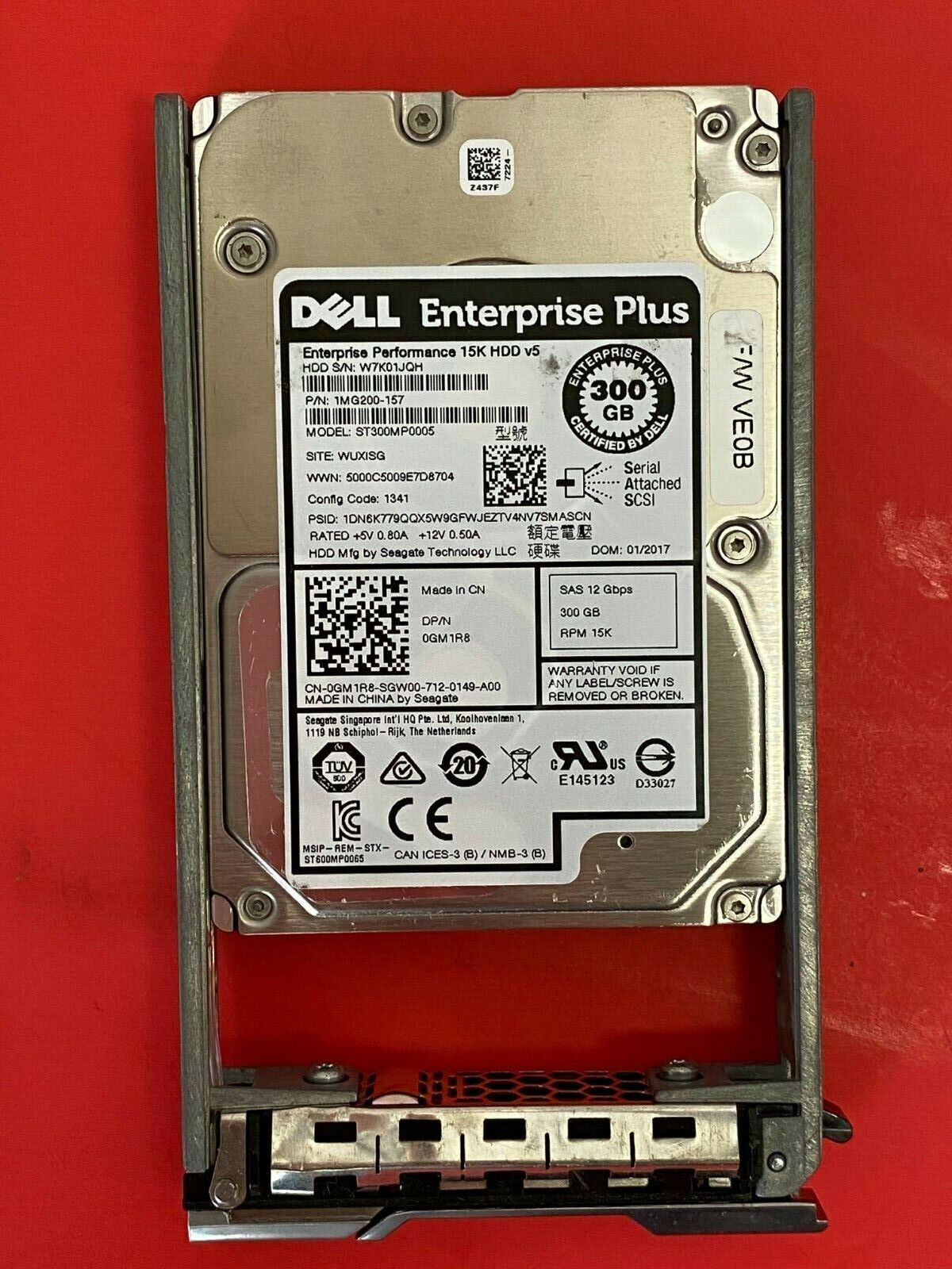 GM1R8 0GM1R8 ST300MP0005 DELL 300GB 15K 12G SFF 2.5" SAS HARD DRIVE W/TRAY