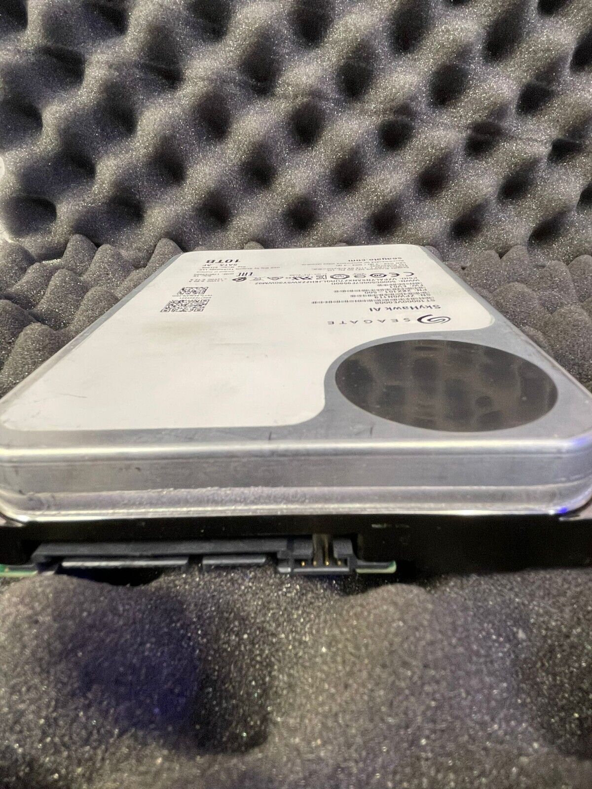 Seagate SkyHawk AI 10TB Surveillance SATA 6Gbs 3.5" Hard Drive ST10000VE0008