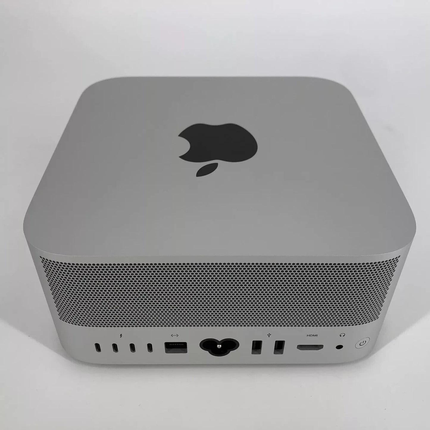 Mac Studio 2023 3.49GHz M2 Ultra 24-Core CPU/76-Core GPU 128GB 1TB SSD Excellent