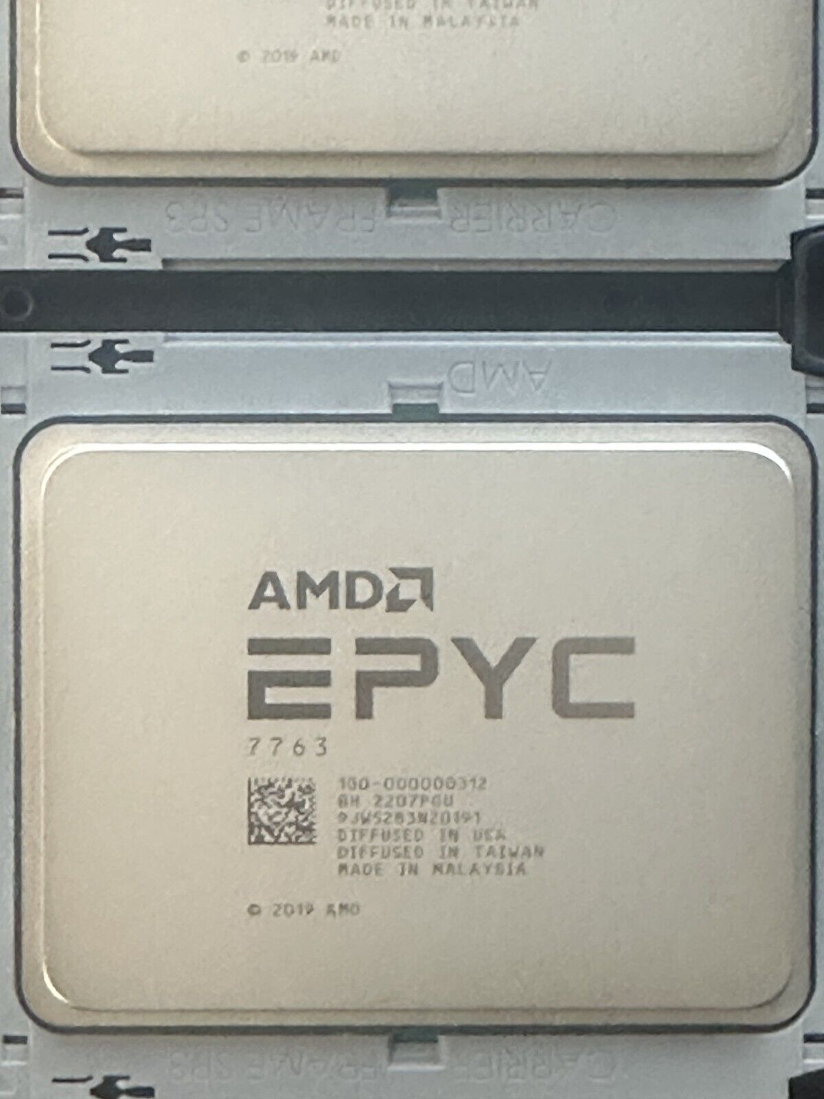 AMD EPYC 7763 Processor 64-Core 2.45GHz 256MB 280W CPU 100-000000312 Unlocked