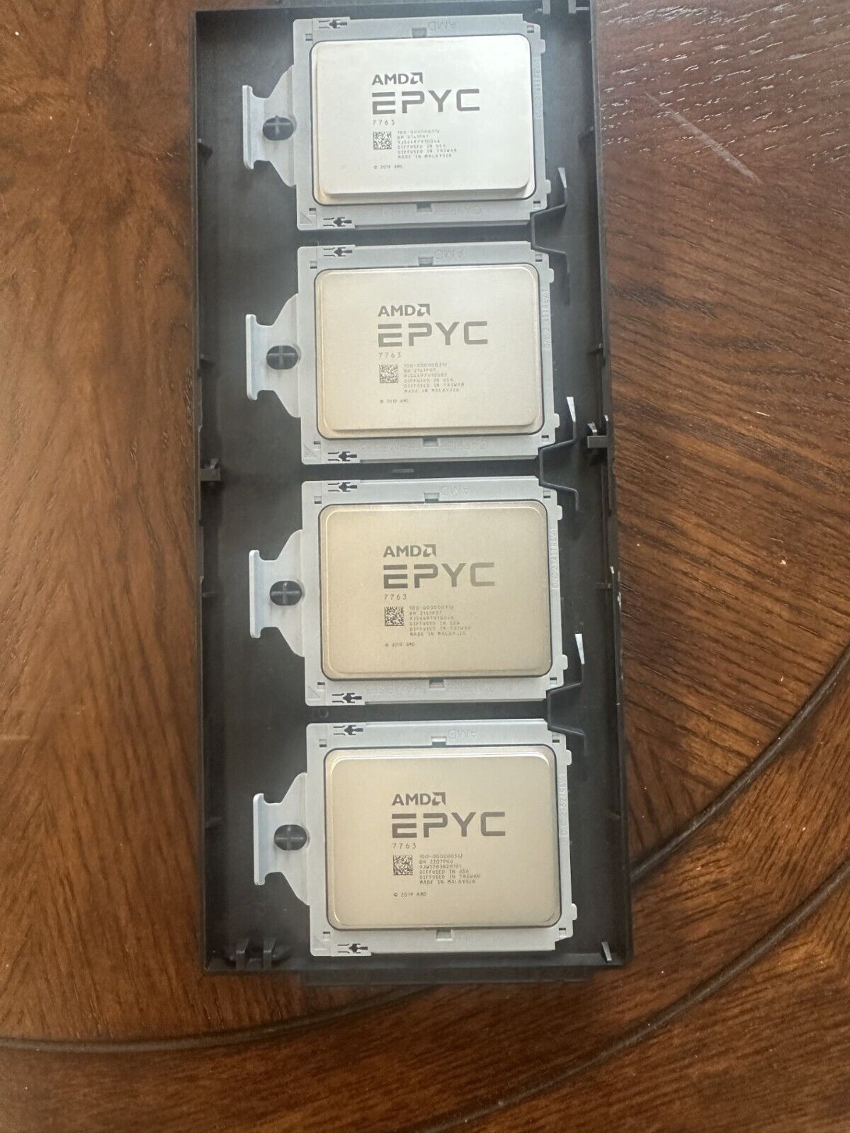 AMD EPYC 7763 Processor 64-Core 2.45GHz 256MB 280W CPU 100-000000312 Unlocked