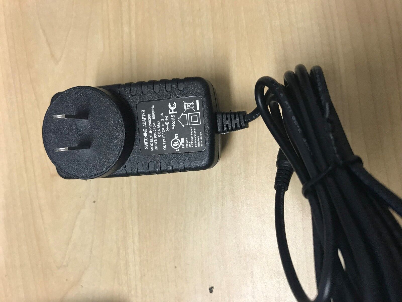 Power Adapter SUN-1200200 12V 2.0A NEW