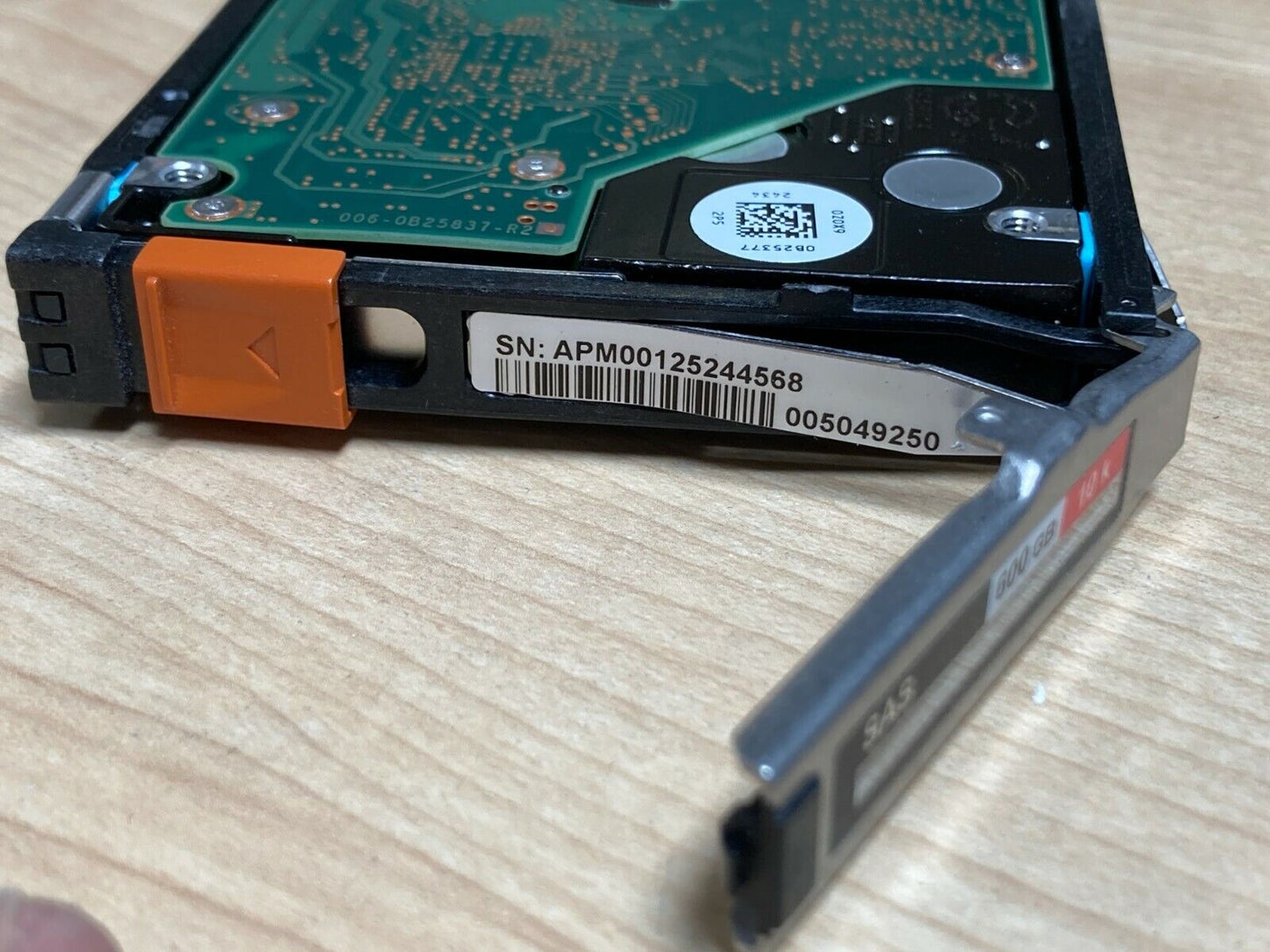 005049250 EMC 600gb 10k SAS drive 2.5" 6Gbps VNX; VX-2S10-600, V3-2S10-600