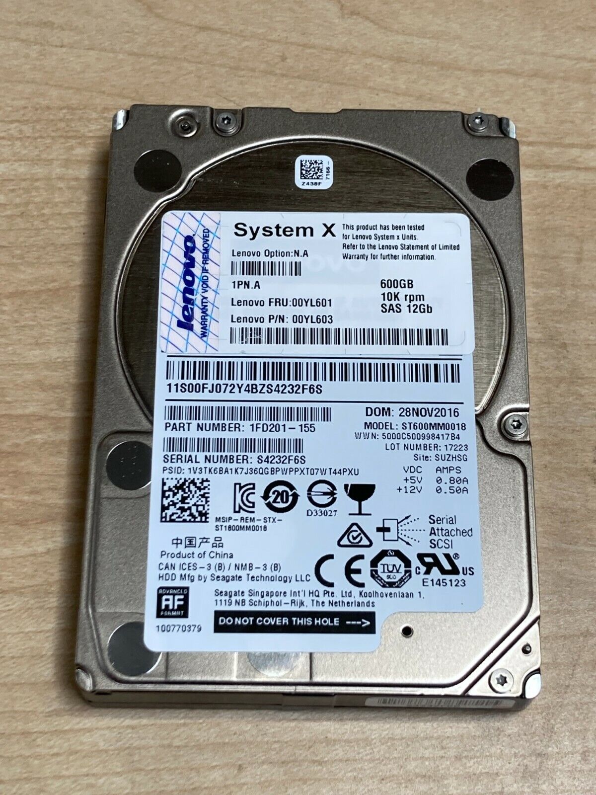00YL601 IBM Lenovo 600GB 12G SAS 10K 2.5" SFF HDD Hard Drive 00YL603 1FD201-155