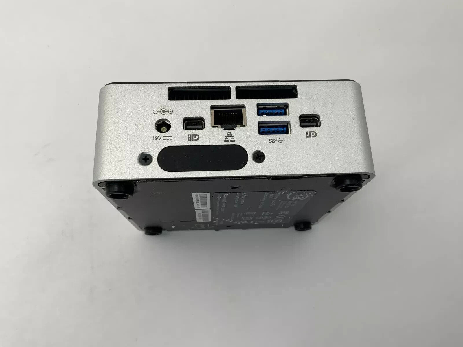 Intel Mini Desktop NUC5i5MYHE i5 16GB 256GB SSD Win 10 PRO WiFi USB 3 DP VGA