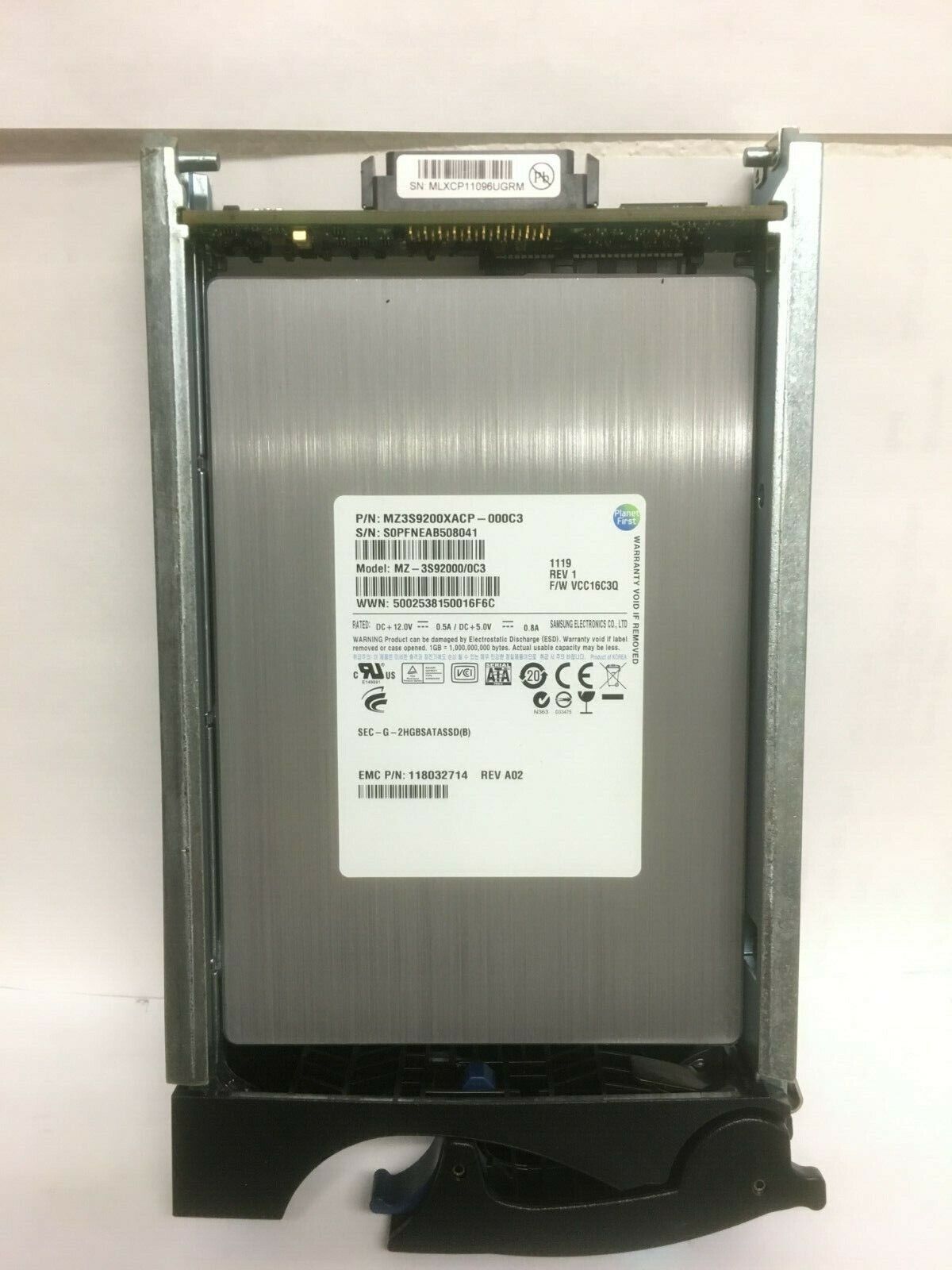 Samsung EMC 200GB SAS EFD Flash Drive SSD 3.5" MZ3S9200XACP-000C3 118032714