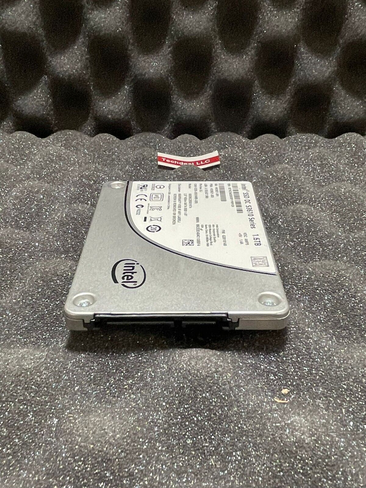 Intel DC S3610 SSD SSDSC2BX016T4 1.6TB 6Gbps 2.5'' Solid State Drive