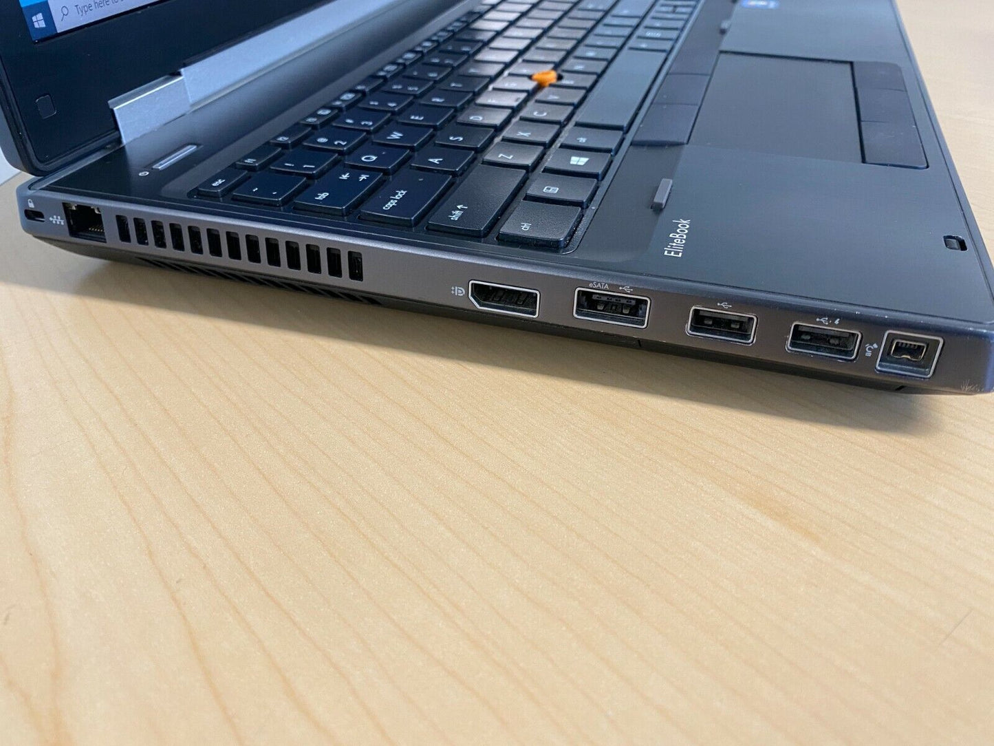 HP EliteBook 15.6" 8570w i7 2.6G 32GB 256GB SSD 1TB HDD AMD Radeon HD 7700 Win10