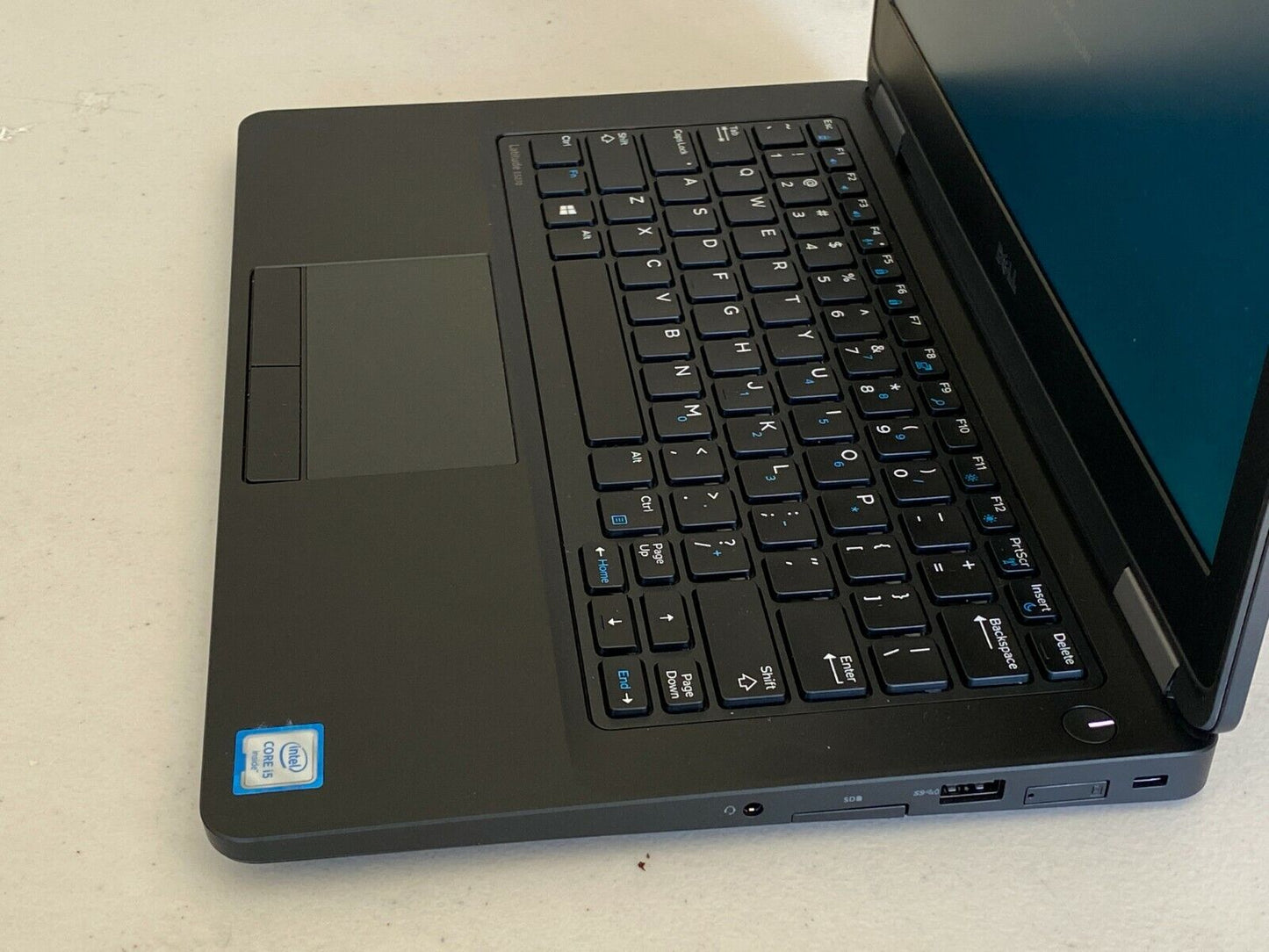 Dell Latitude E5270 12.5" i5-6300U 2.3GHz 256GB SSD 16GB DDR4 Win 10 Webcam hdmi