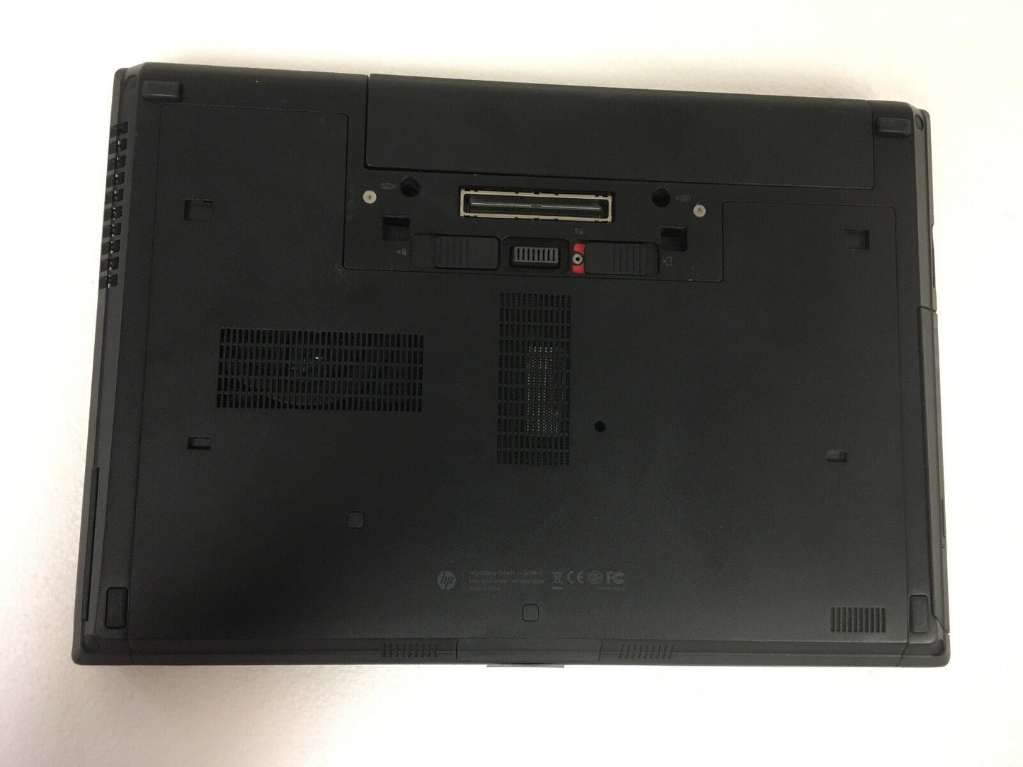 HP 8460w Workstation 14.0" i7-2620QM CPU 8gb RAM SSD 256 GB drive